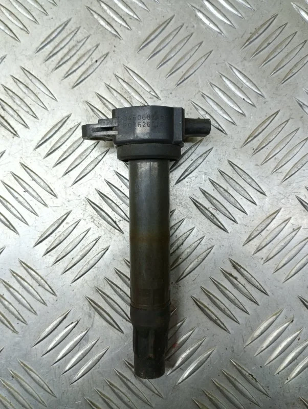 Катушка зажигания Dodge Caliber I (2006-2012) 2009 04606824AB