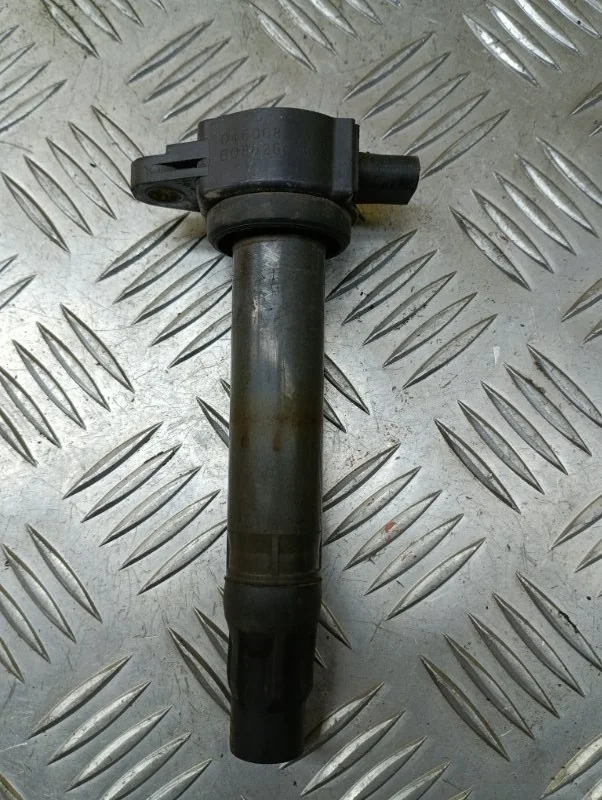 Катушка зажигания Dodge Caliber I (2006-2012) 2009 04606824AB