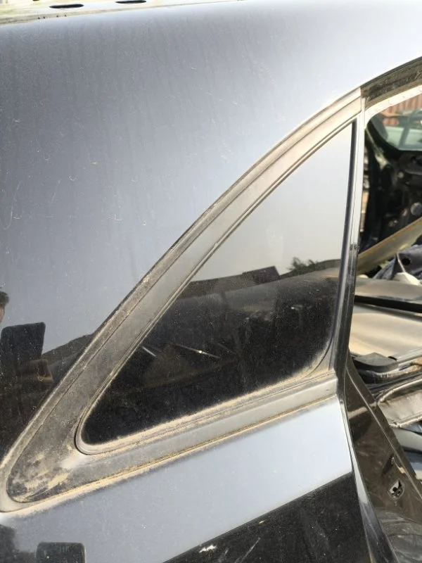 Стекло кузовное боковое правое Infiniti Fx 35 (2008-2013) 2012 833001CA0A 3.5 I VQ35HR