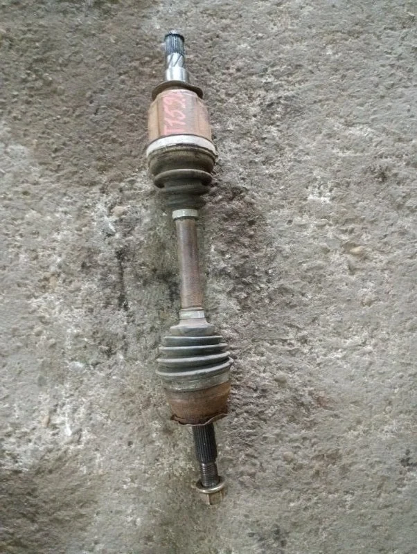 Полуось передняя левая (приводной вал, ШРУС) Nissan Pathfinder (R51M) 2004-2013 2006 39100EB310 ВНЕДОРОЖНИК 2.5 D YD25DDTI