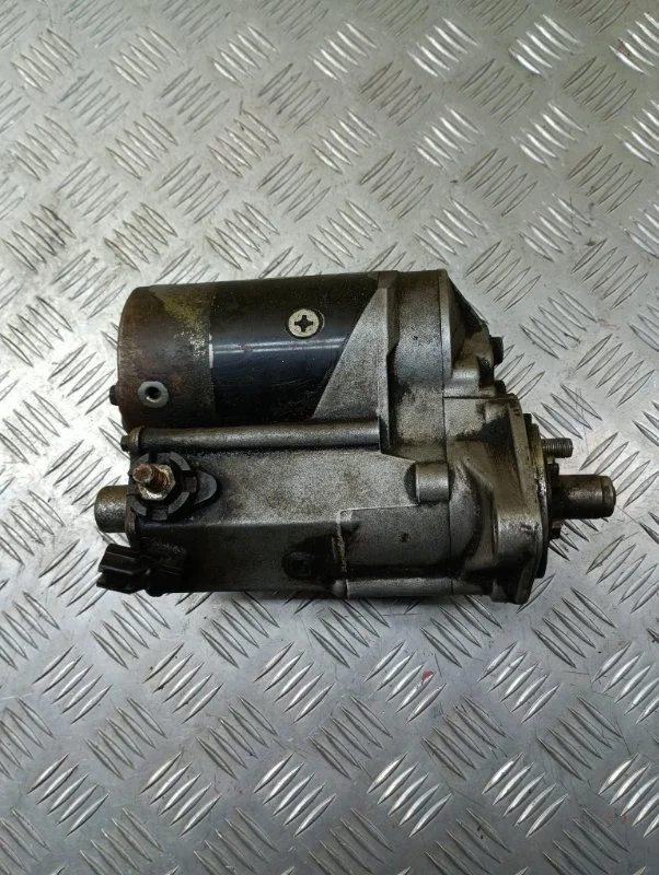 Стартер Toyota Hilux (2005-2015) 2014 281000L052