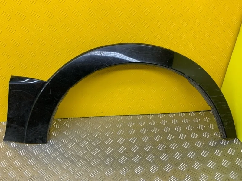 Молдинг крыла переднего правого Mitsubishi Pajero Iv (2006-2019) 2007 7420A078XA ВНЕДОРОЖНИК 3.8 I