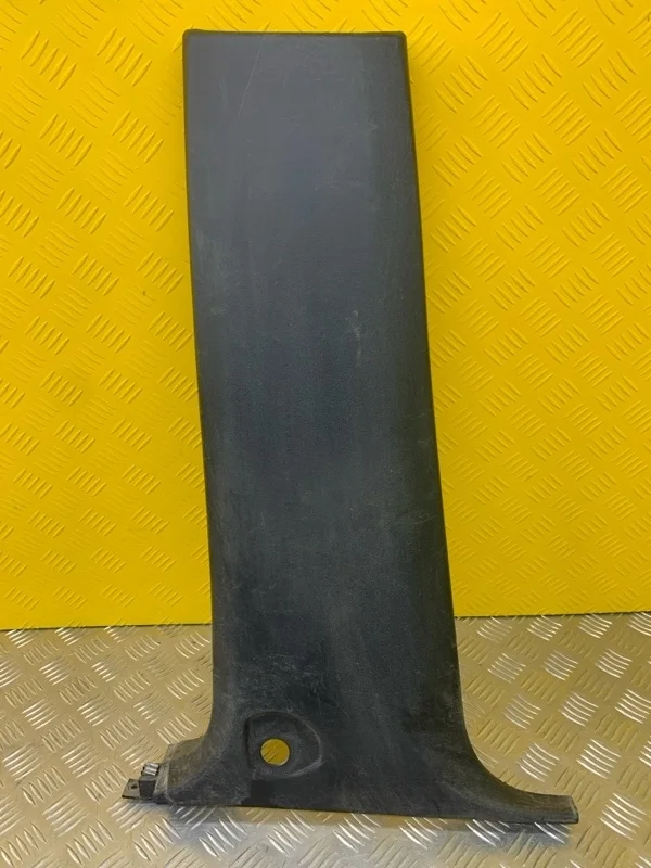 Обшивка стойки центральной левой Mitsubishi Pajero IV (2006-2019) 2007 MR391051 ВНЕДОРОЖНИК 3.8 I