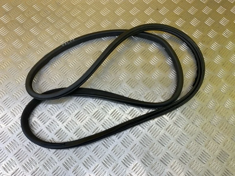 Уплотнитель Infiniti Fx 30D ( 2002-2013) 2010 908301CA0A 3.0 D V9X