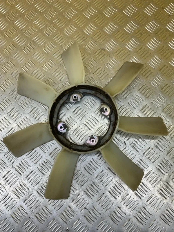 Крыльчатка вискомуфты Nissan Pathfinder (R51M) 2004-2013 2010 21060EB300 2.5 D YD25DDTI