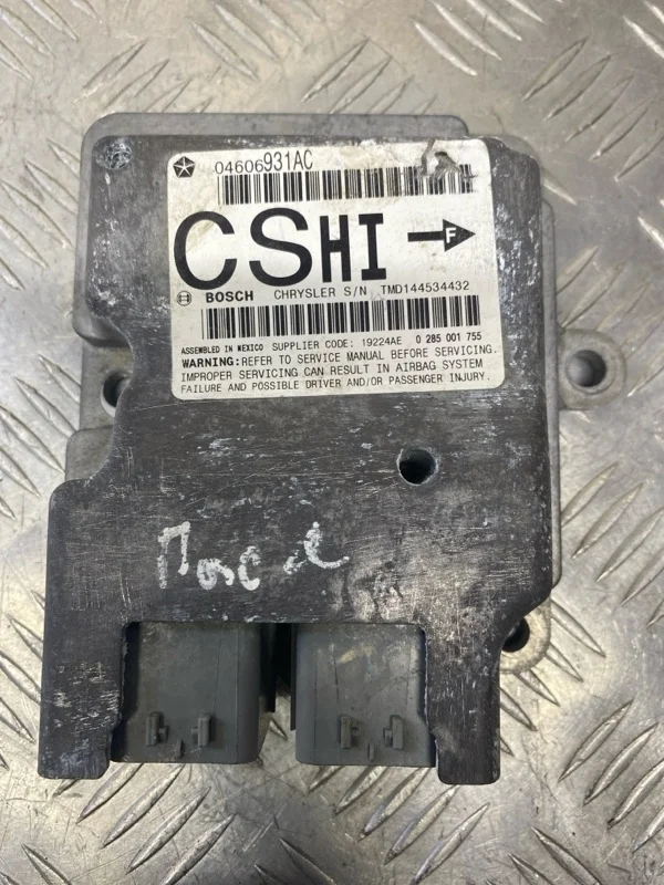 Блок AirBag Chrysler Pacifica I (2003-2008) 2005 04606931AC