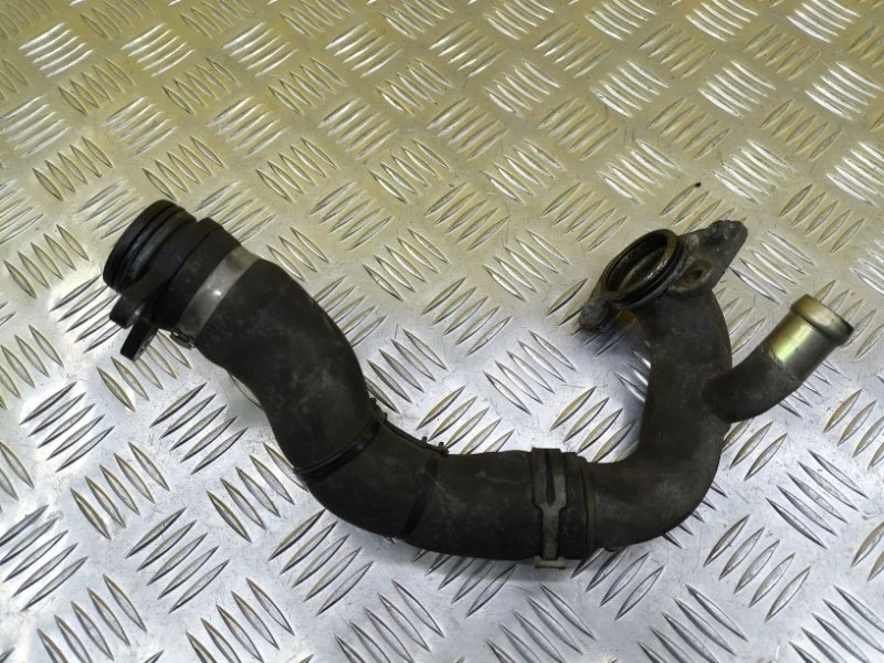 Патрубок (трубопровод, шланг) Land Rover Range Rover Evoque I (2011-2018) 2016 LR078586 2.0 D 204DTD