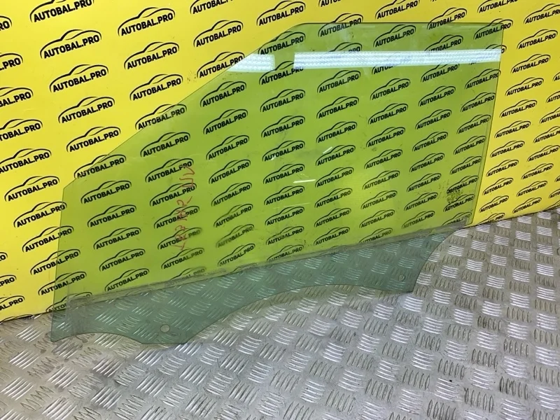 Стекло двери передней левой Land Rover Range Rover Evoque I (2011-2018) 2014 LR044526 2.2 D 224DT