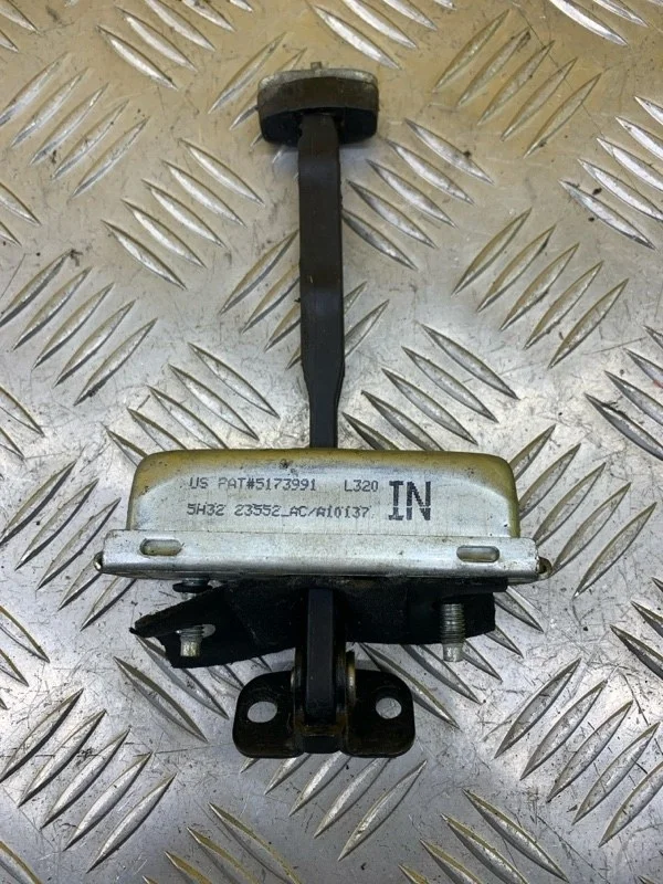 Ограничитель открывания двери Land Rover Range Rover Sport I 2005-2013 2010 BDH780070 3.0 D SDV6