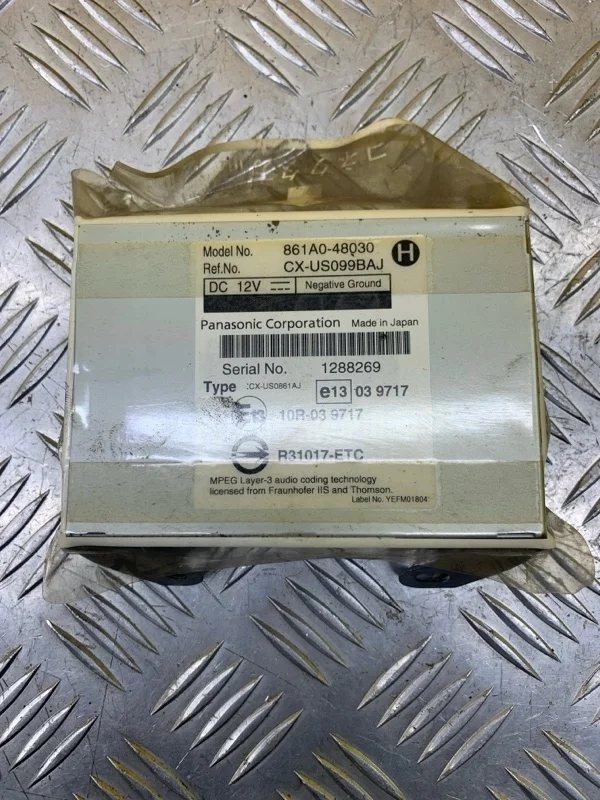 Блок мультимедиа Toyota Land Cruiser Prado 150 (2009-2023) 2013 861A048030 ВНЕДОРОЖНИК 3.0 D 1KDFTV