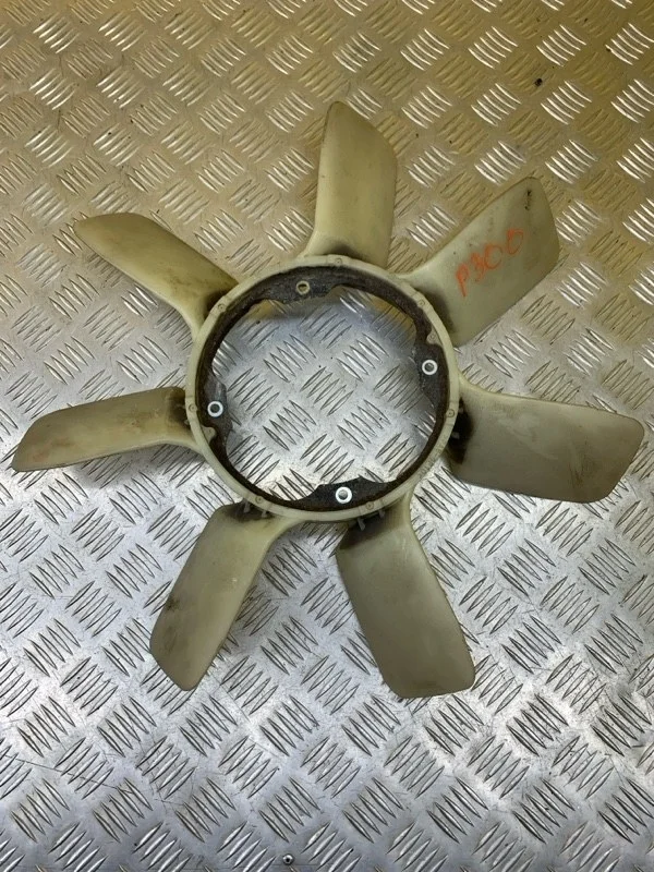 Крыльчатка вискомуфты Toyota Sequoia Ii 2008 - 2022 2013 1636138020 ВНЕДОРОЖНИК 5.7 I 3URFE