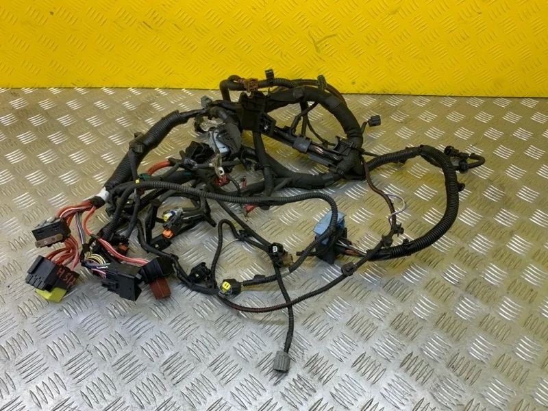 Проводка двигателя Dacia Duster 2010-2017 2014 240180782R 1.5 D K9K858