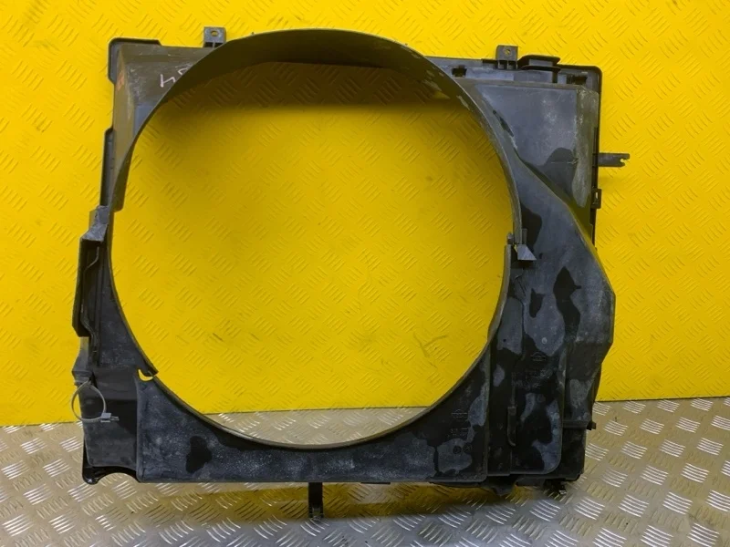 Диффузор вентилятора Nissan Pathfinder (R51M) 2004-2013 2005 21476EB300 ВНЕДОРОЖНИК 2.5 D YD25DDTI