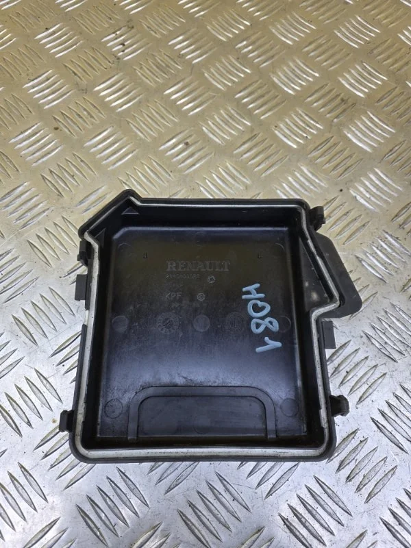 Крышка блока предохранителей Dacia Duster 2010-2017 2016 284C40002R 1.6 I