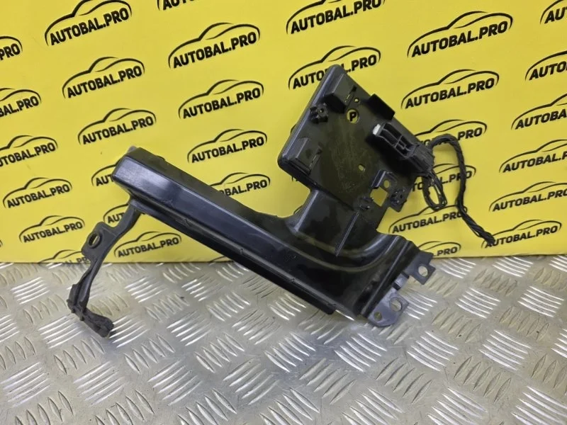 Кронштейн крепления бампера заднего Land Rover Range Rover Evoque I (2011-2018) 2014 EJ3217A151AE 2.2 D 224DT