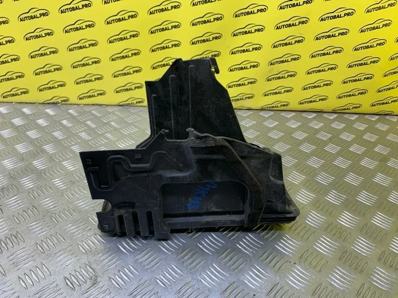 Полка аккумулятора Land Rover Range Rover Evoque I (2011-2018) 2011 LR023753 2.2 D 224DT