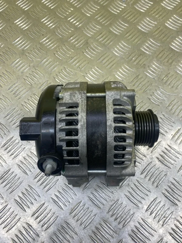 Генератор Land Rover Range Rover Evoque I (2011-2018) 2011 LR028116 2.2 D 224DT
