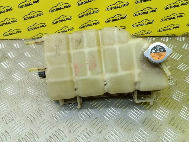 Бачок расширительный Nissan Pathfinder (R51M) 2004-2013 2012 217105X20A ВНЕДОРОЖНИК 3.0 D V9X