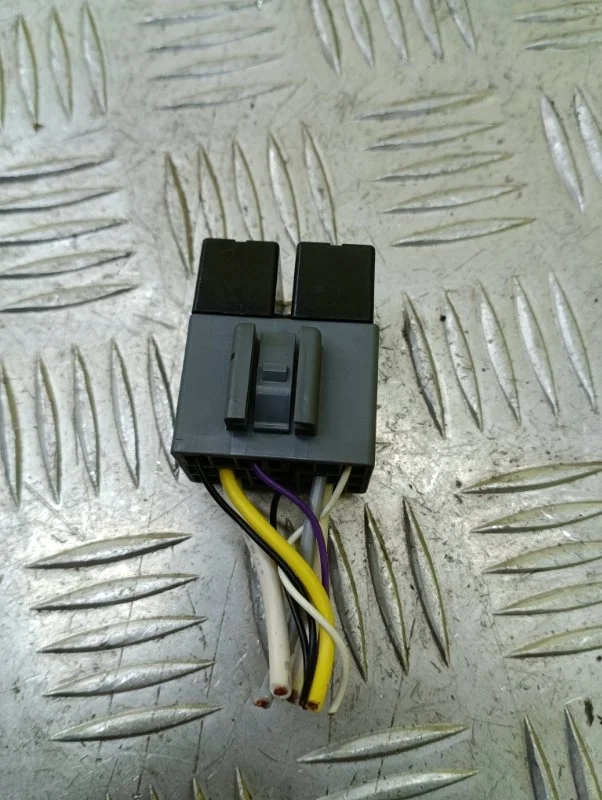 Реле (прочие) Mitsubishi L200 (2015-2022) 2016 8627A030 ПИКАП 2.4 D 4N15