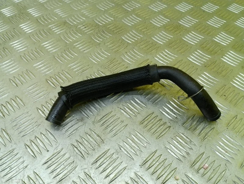 Патрубок (трубопровод, шланг) Toyota Rav 4 (XA50) (2018-н.в.) 2019 1226225080 2.5 I A25AFXS