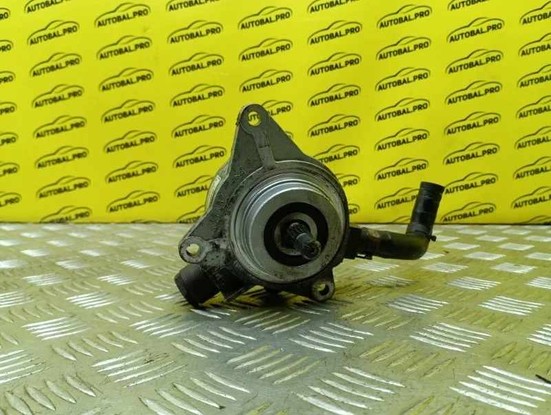 Насос вакуумный Nissan Pathfinder (R51M) 2004-2013 2007 14650EB300 ВНЕДОРОЖНИК 2.5 D YD25DDTI