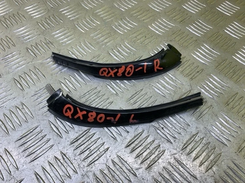 Молдинг (накладка кузовная) Infiniti Qx80 (2013-2020) 2014 768131LA1A 5.6 I VK56VD