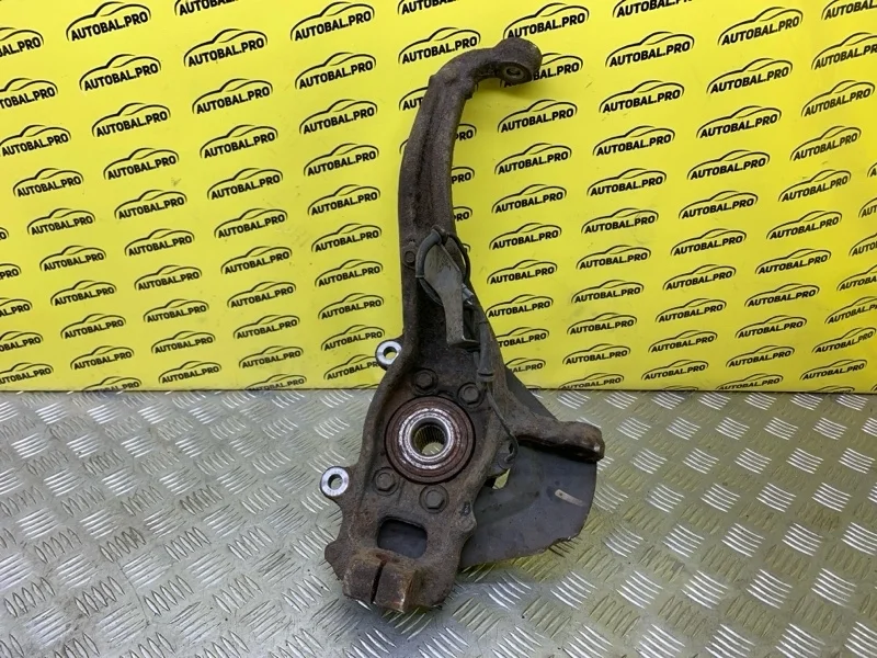 Кулак поворотный левый Nissan Pathfinder (R51M) 2004-2013 2007 40015EB000 ВНЕДОРОЖНИК 2.5 D YD25DDTI