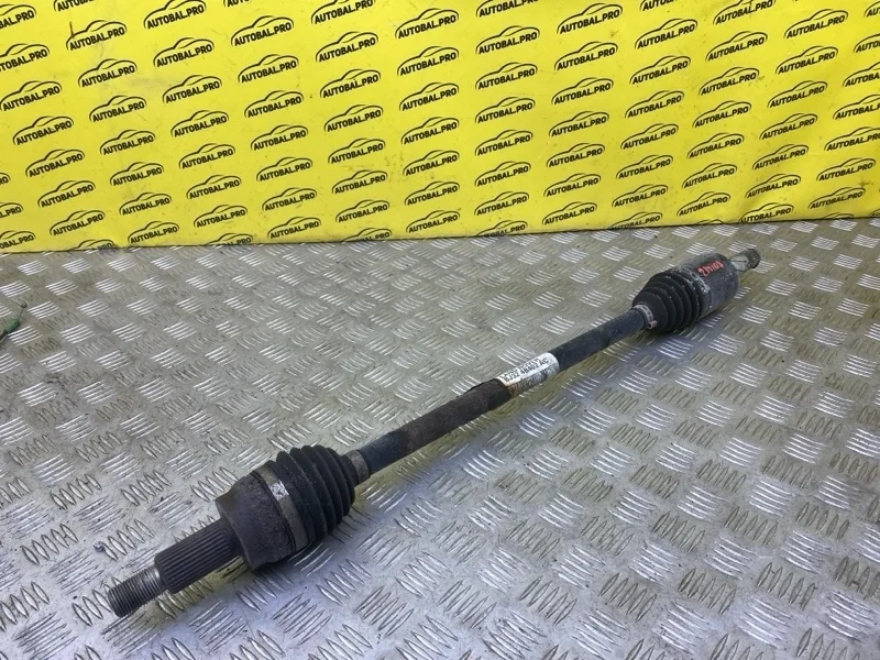 Полуось задняя (приводной вал, ШРУС) Land Rover Range Rover Evoque I (2011-2018) 2016 LR061904 ВНЕДОРОЖНИК 2.0 D 204DTD