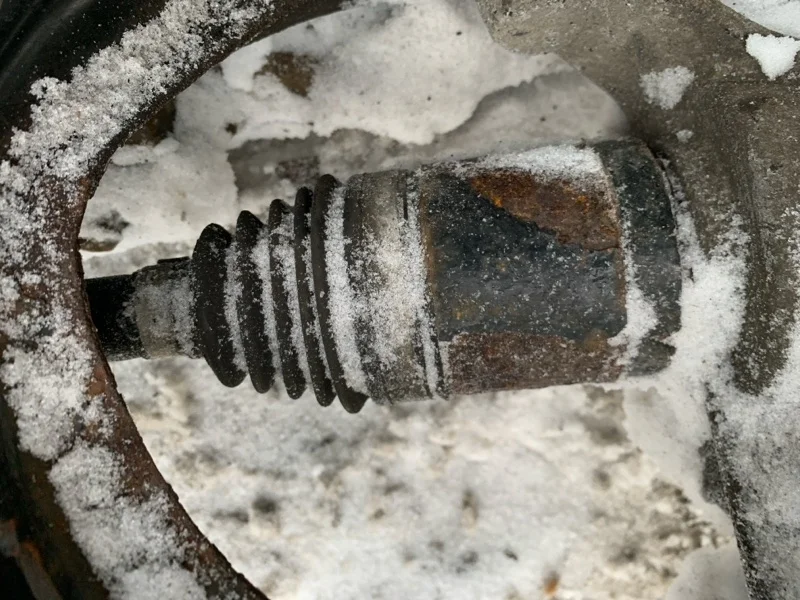 Полуось задняя (приводной вал, ШРУС) Land Rover Range Rover Evoque I (2011-2018) 2016 LR061904 ВНЕДОРОЖНИК 2.0 D 204DTD