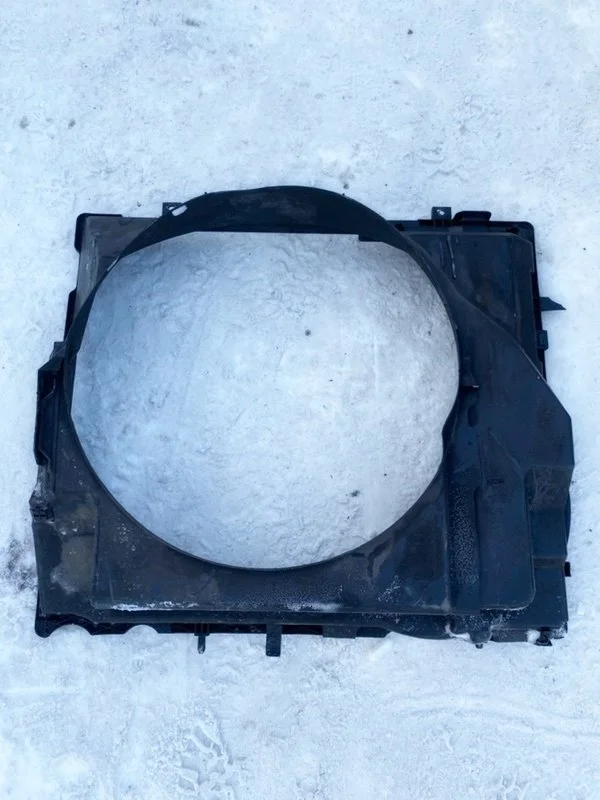 Диффузор вентилятора Nissan Pathfinder (R51M) 2004-2013 2010 21476EB300 ВНЕДОРОЖНИК 2.5 D YD25DDTI