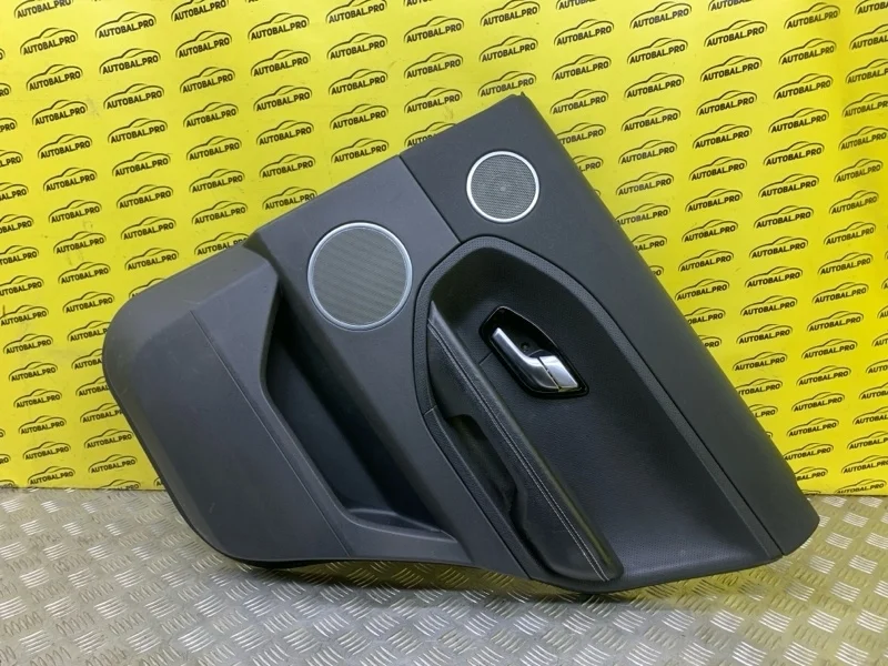 Обшивка двери задняя правая Land Rover Range Rover Evoque I (2011-2018) 2014 LR028135 ВНЕДОРОЖНИК 2.2 D 224DT