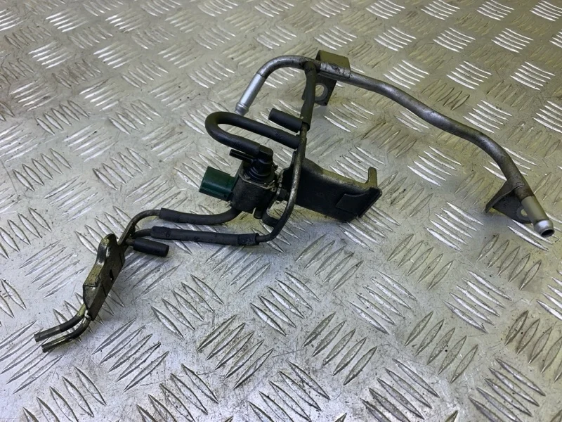 Клапан вакуумный Nissan Pathfinder (R51M) 2004-2013 2007 149558J10A ВНЕДОРОЖНИК 2.5 D YD25DDTI