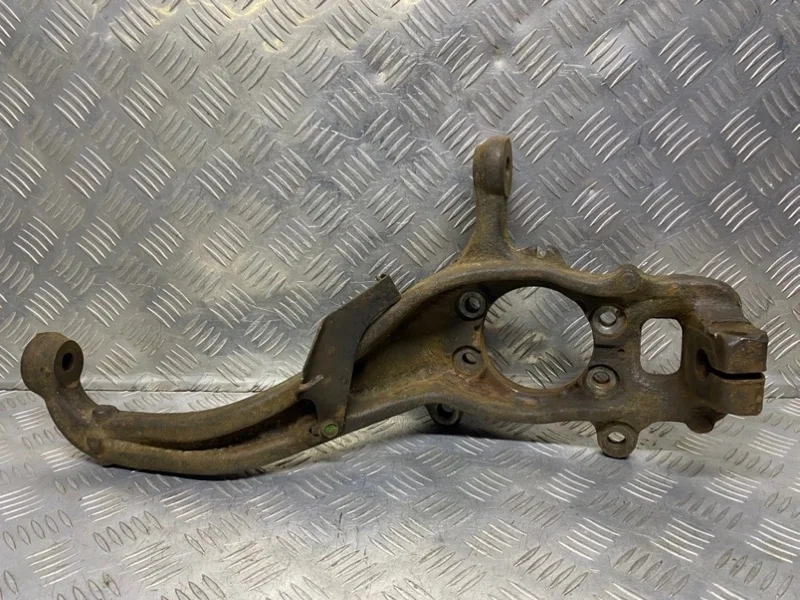 Кулак поворотный левый Nissan Pathfinder (R51M) 2004-2013 2006 40015EB040 ВНЕДОРОЖНИК 2.5 D YD25DDTI