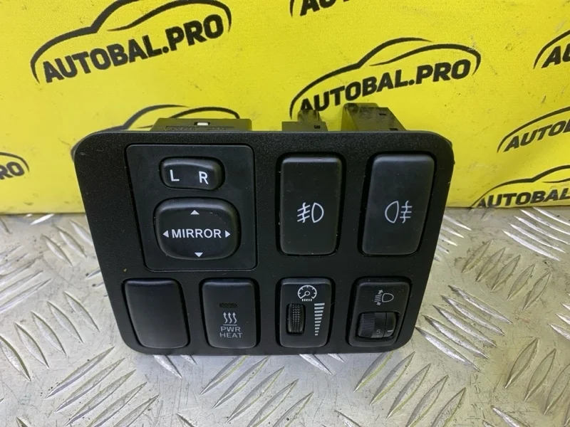 Блок кнопок Toyota Land Cruiser Prado 120 (2002-2009) 2004 8487028020 ВНЕДОРОЖНИК 3.0 D