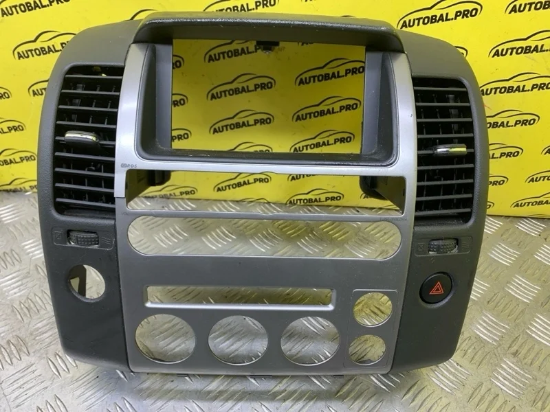 Рамка под магнитолу Nissan Pathfinder (R51M) 2004-2013 2007 68261EB310 ВНЕДОРОЖНИК 2.5 D YD25DDTI