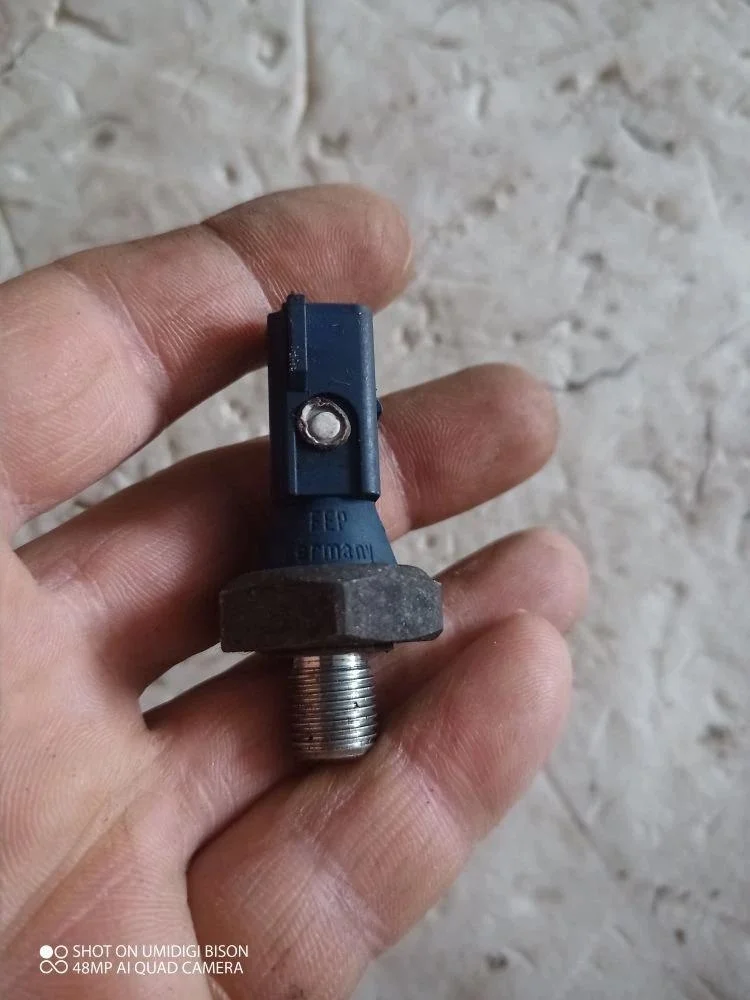 Датчик давления масла Audi Q5 I рестайлинг (2012—2017)