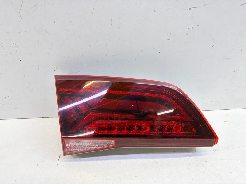 Фонарь Volkswagen Taos 2020-2024 1