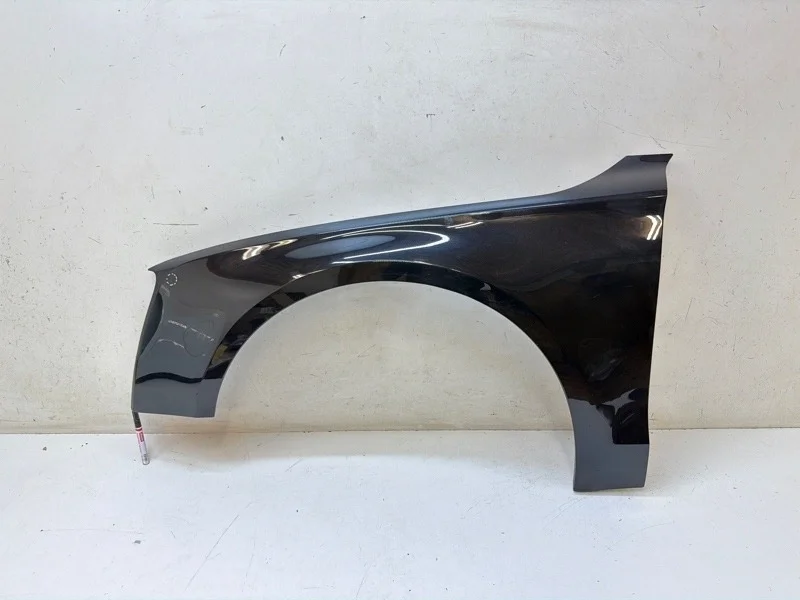 Крыло AUDI A8 2013-2017 D4