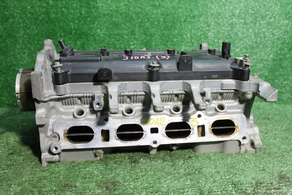 Б.у. головка блока цилиндров NISSAN QASHQAI J10 NISSAN QASHQAI J10