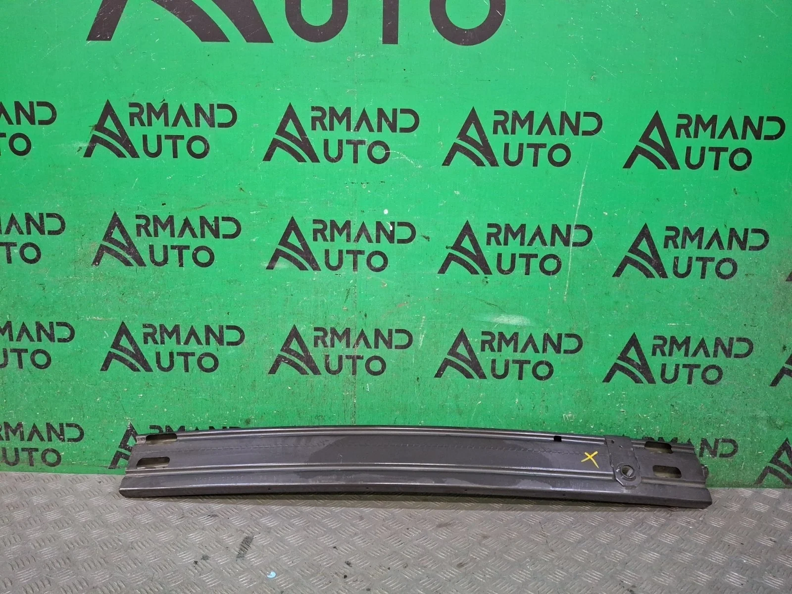 Усилитель бампера Nissan Qashqai 2013-2022 j11