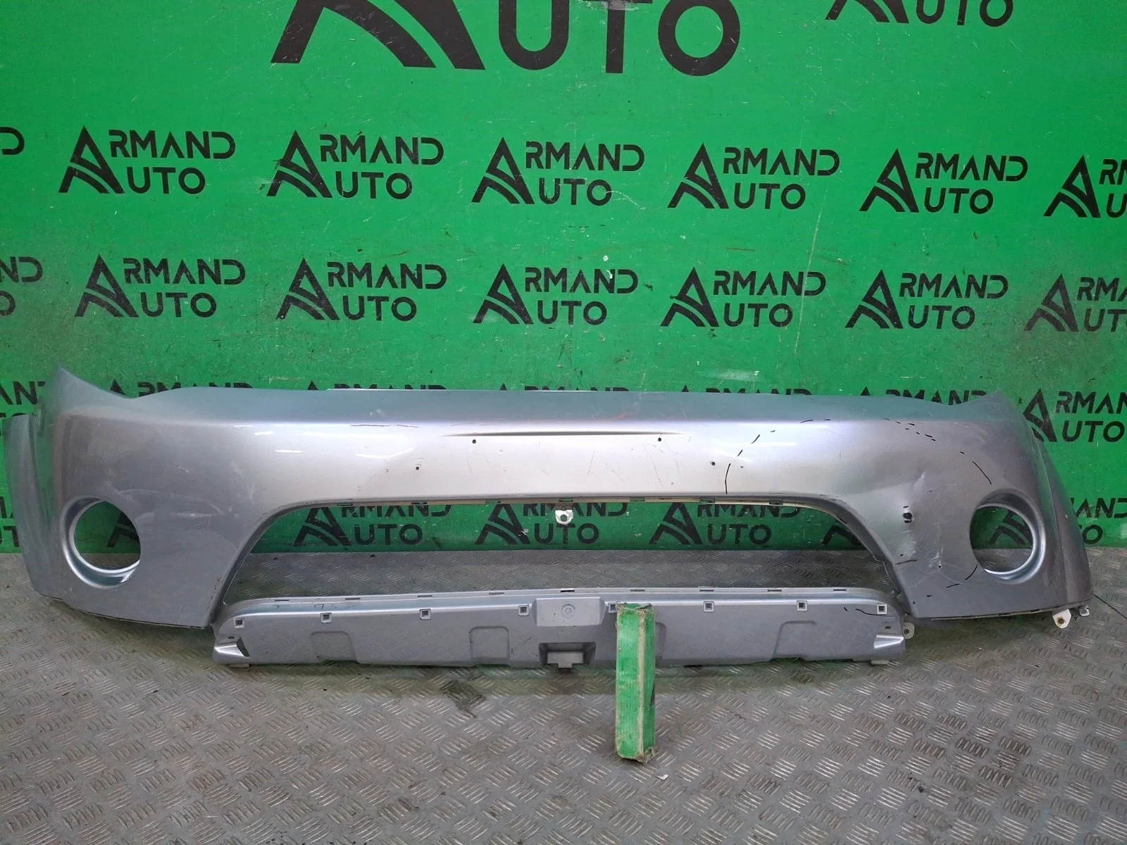Бампер Mitsubishi Outlander 2005-2009 XL