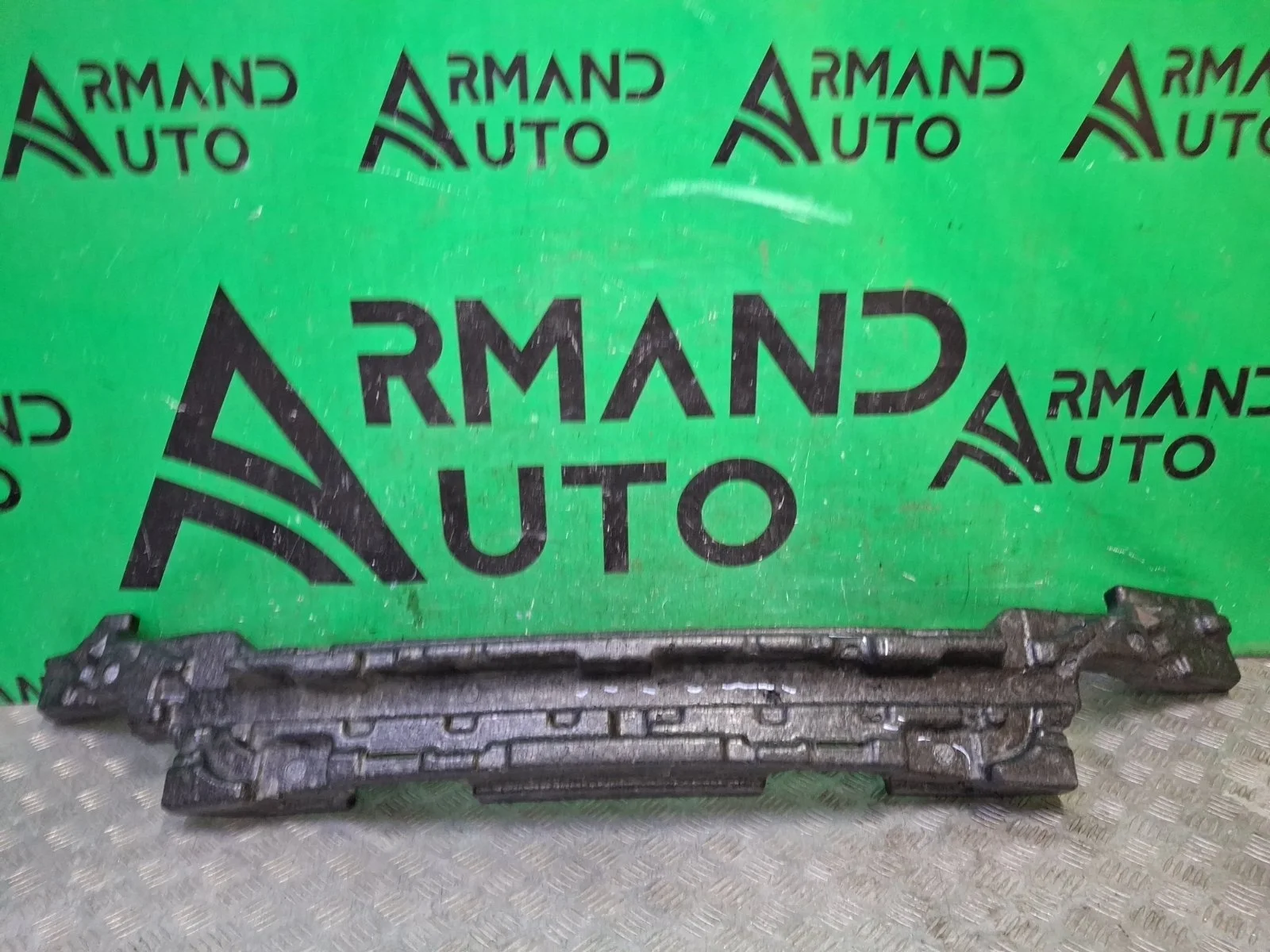 Абсорбер бампера Hyundai Santa Fe 2015-2019 3 DM