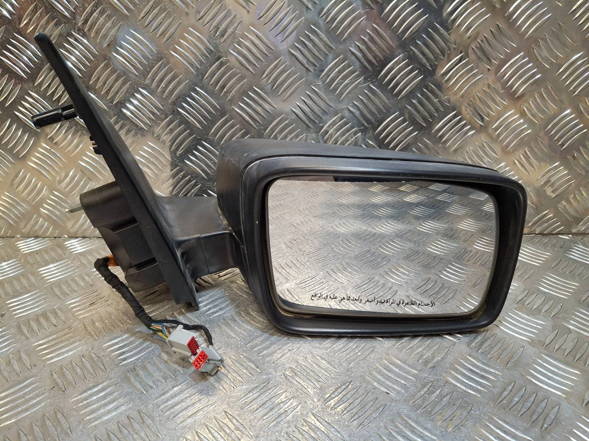 зеркало наружное правое Land Rover Freelander 2 L359  не крашен