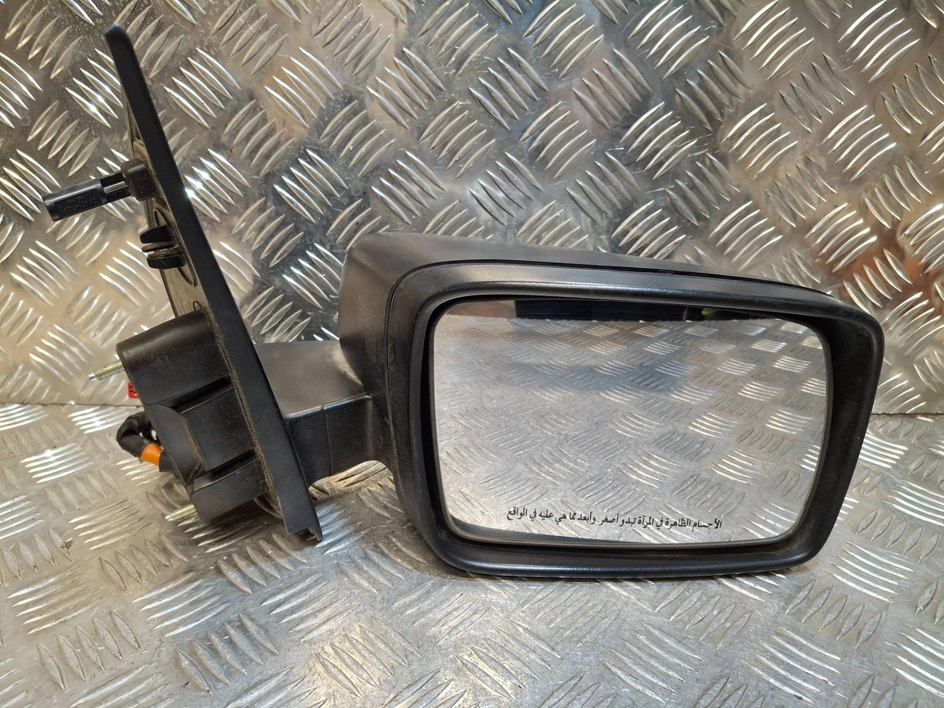 зеркало наружное правое Land Rover Freelander 2 L359  не крашен