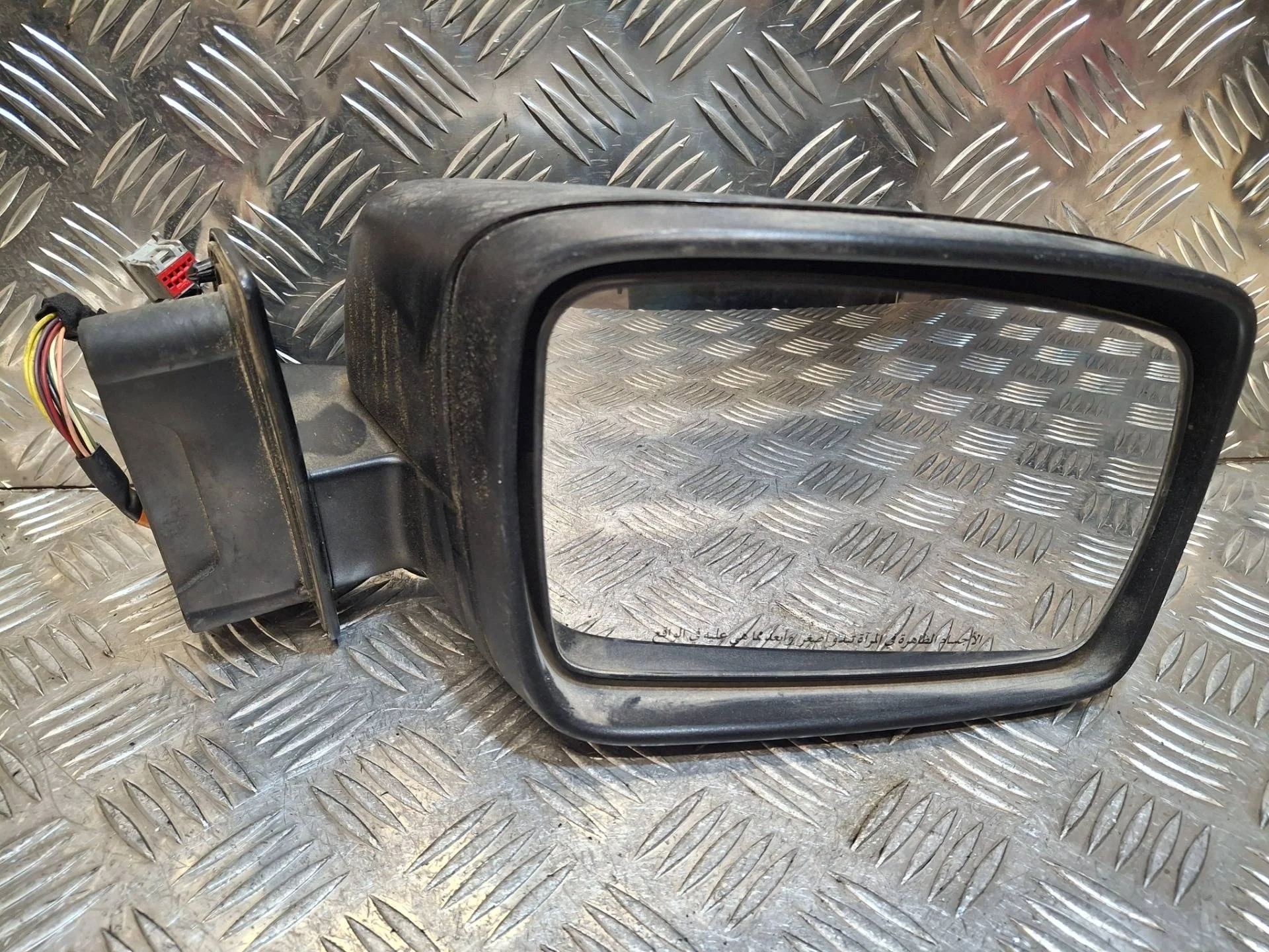 зеркало наружное правое Land Rover Discovery 3 L319  не крашен