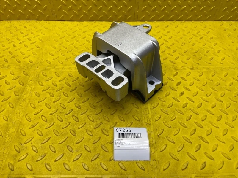 Опора КПП Skoda Octavia 19494