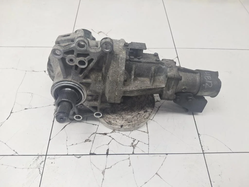 Коробка раздаточная Mitsubishi Outlander 2 CW