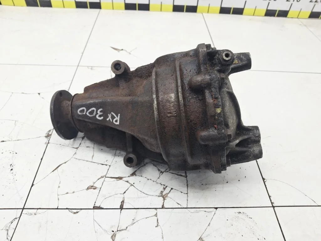 Редуктор заднего моста Lexus RX300 XU30