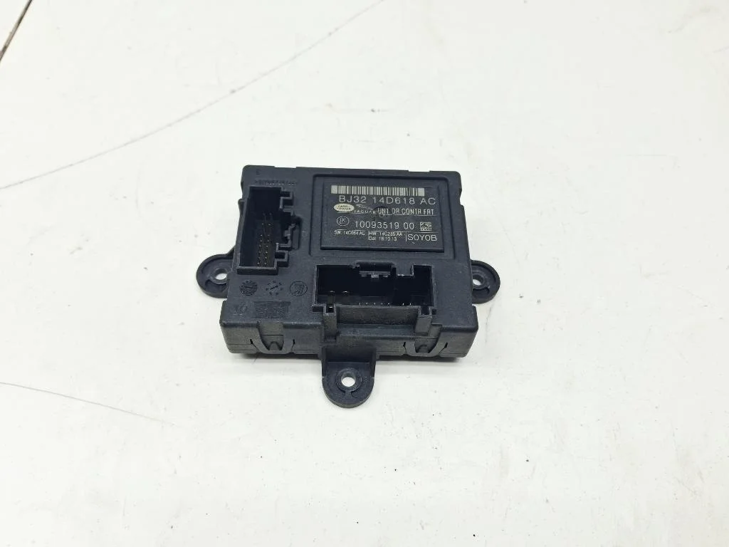 Блок комфорта Jaguar XF 2013 X250