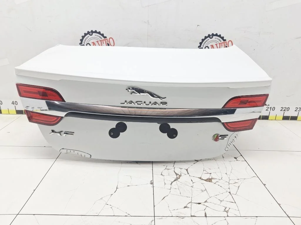 Крышка багажника Jaguar XF 2013 X250